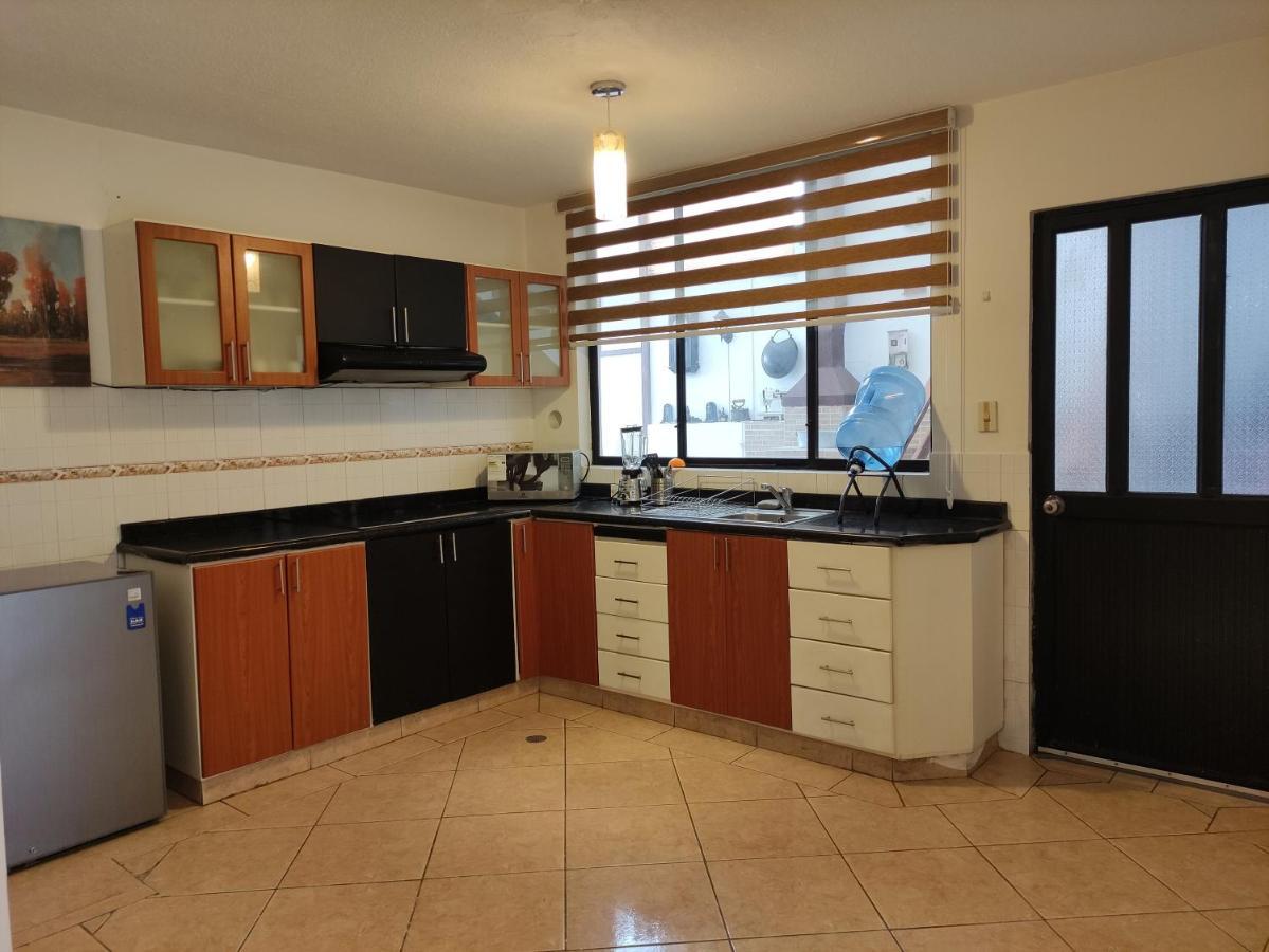 Hospedaje En Quito Norte, Apartamento & Suite Independientes Exteriör bild