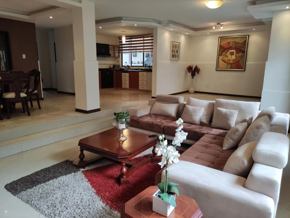 Hospedaje En Quito Norte, Apartamento & Suite Independientes Exteriör bild
