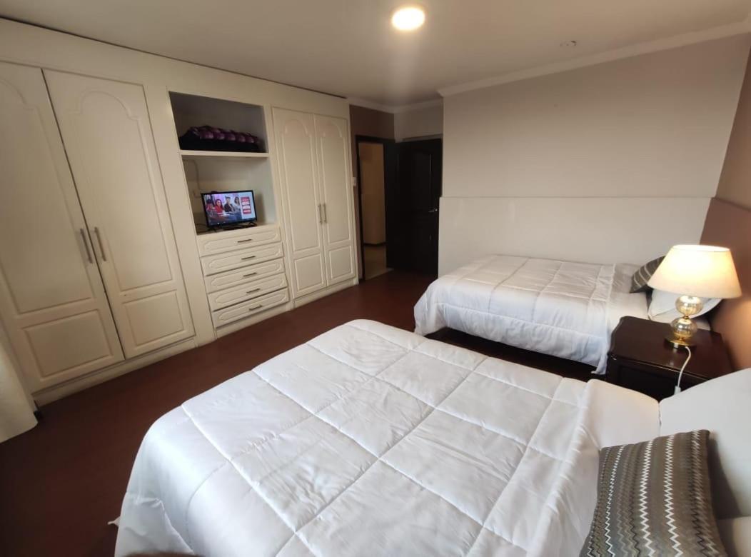 Hospedaje En Quito Norte, Apartamento & Suite Independientes Exteriör bild
